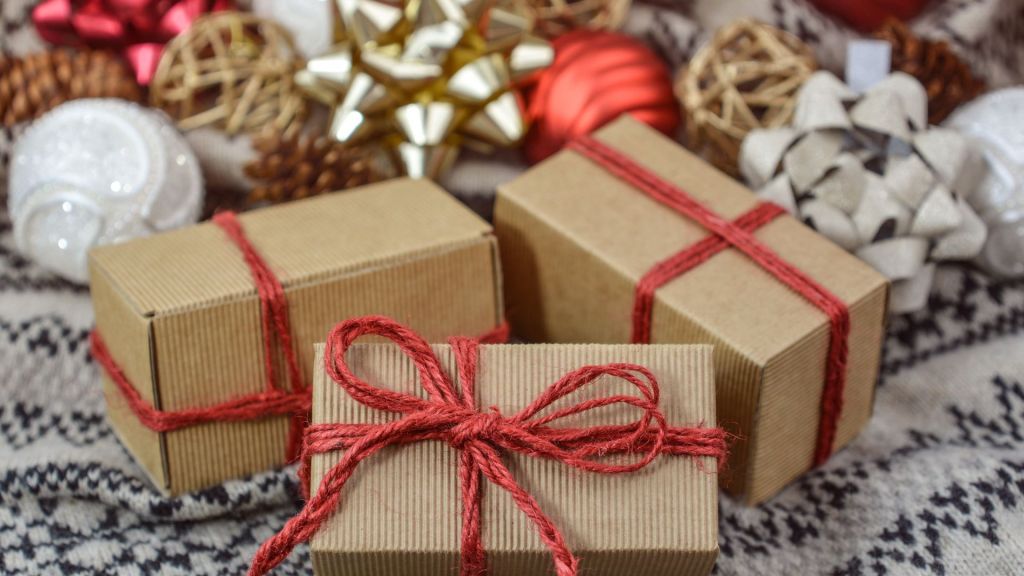 Happy Holidays from Good Stuff Moving! 1 holidays