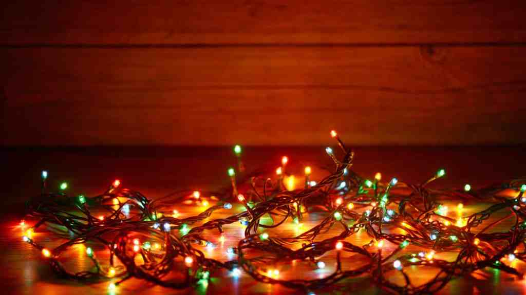 how to manage a holiday move