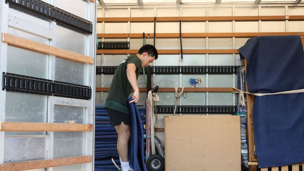 good stuff mover folding padding in moving truck